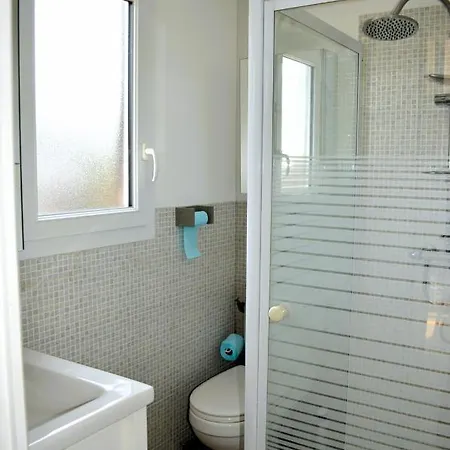 Le A Hub - Exterieur, Proche De La 度假居 阿内勒